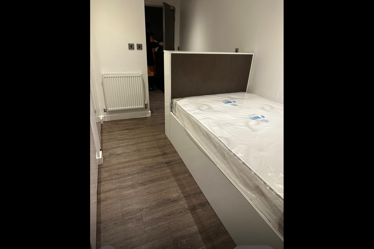 Studio Flat, The Printworks, S3, N1 7GU photo 2