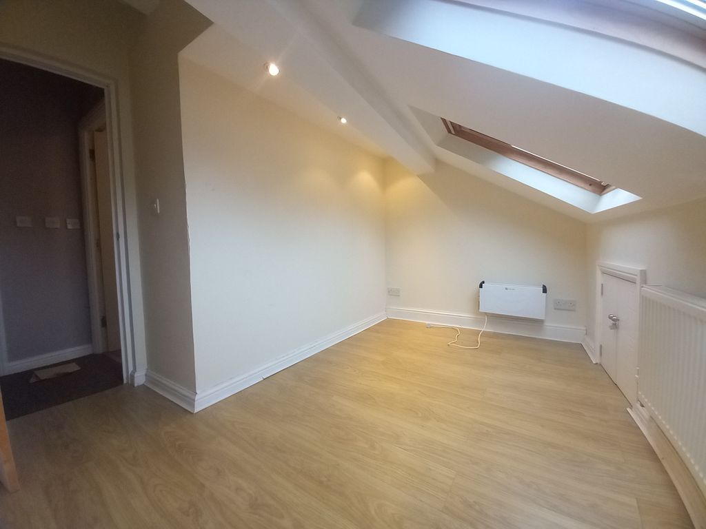 Additional image 7 of 2 bed mews to rentHigh Street, Bangor LL57