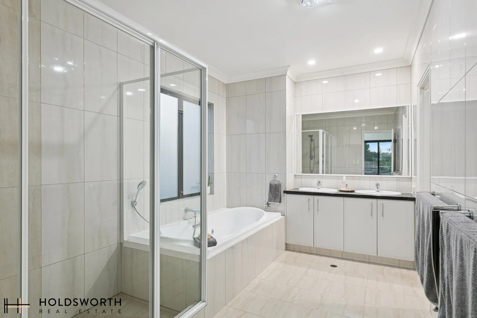 Additional image 10 of 16 Waverley Place, Dianella WA 6059