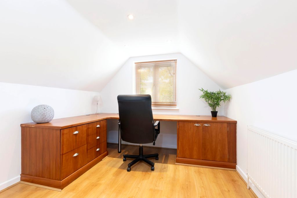 Additional image 14 of 1 bed detached house to rentMain Road, Shurdington, Cheltenham GL51