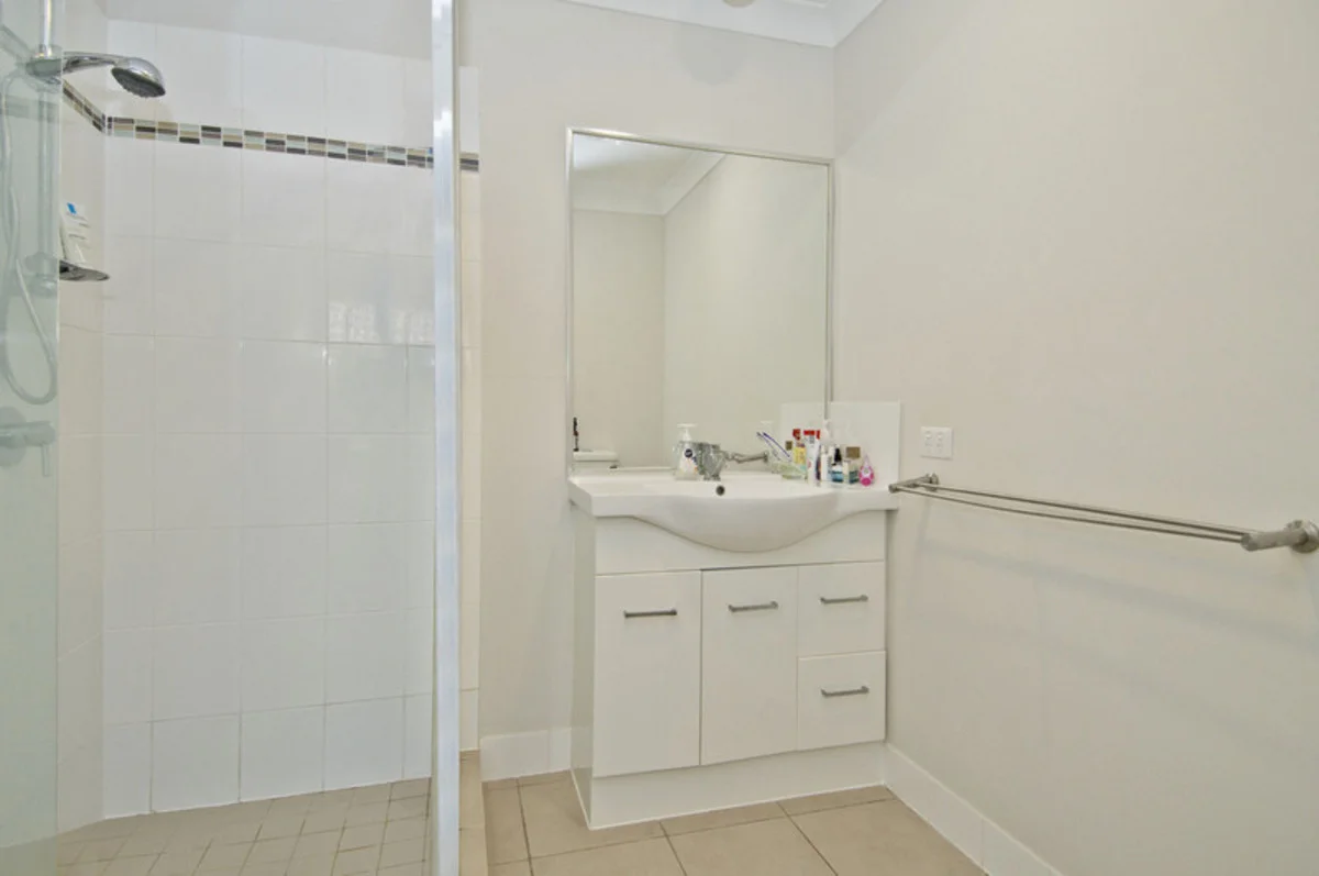Additional image 4 of 2/18 Aldgate Crescent, Pacific Pines QLD 4211