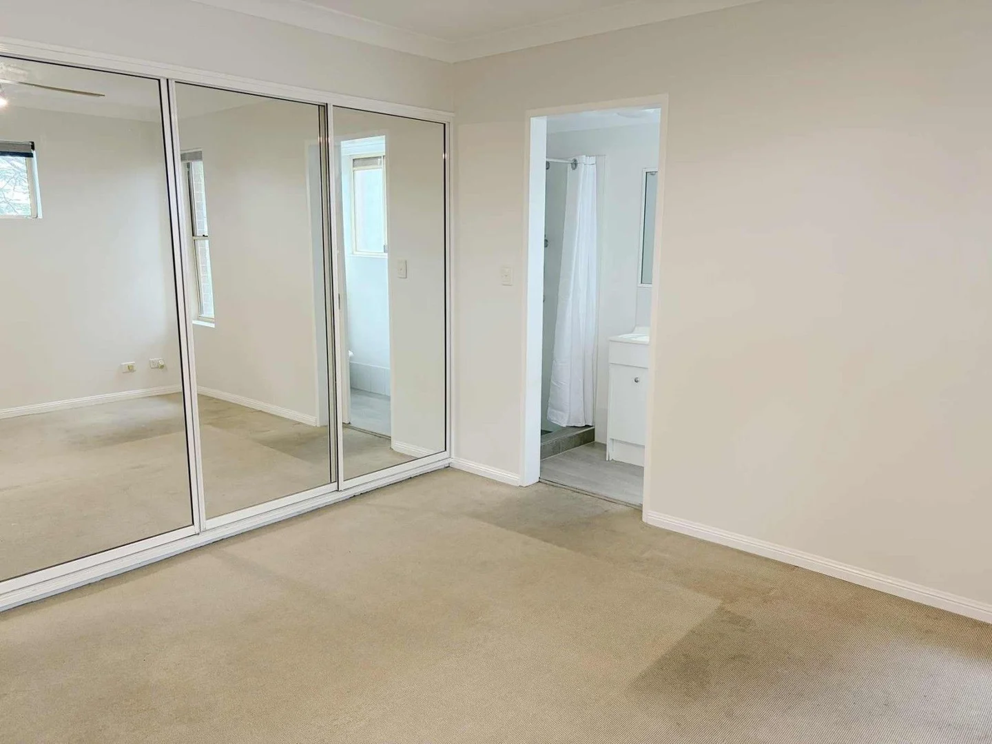 Additional image 7 of ID:21170849/19 Windsor Road, Red Hill QLD 4059