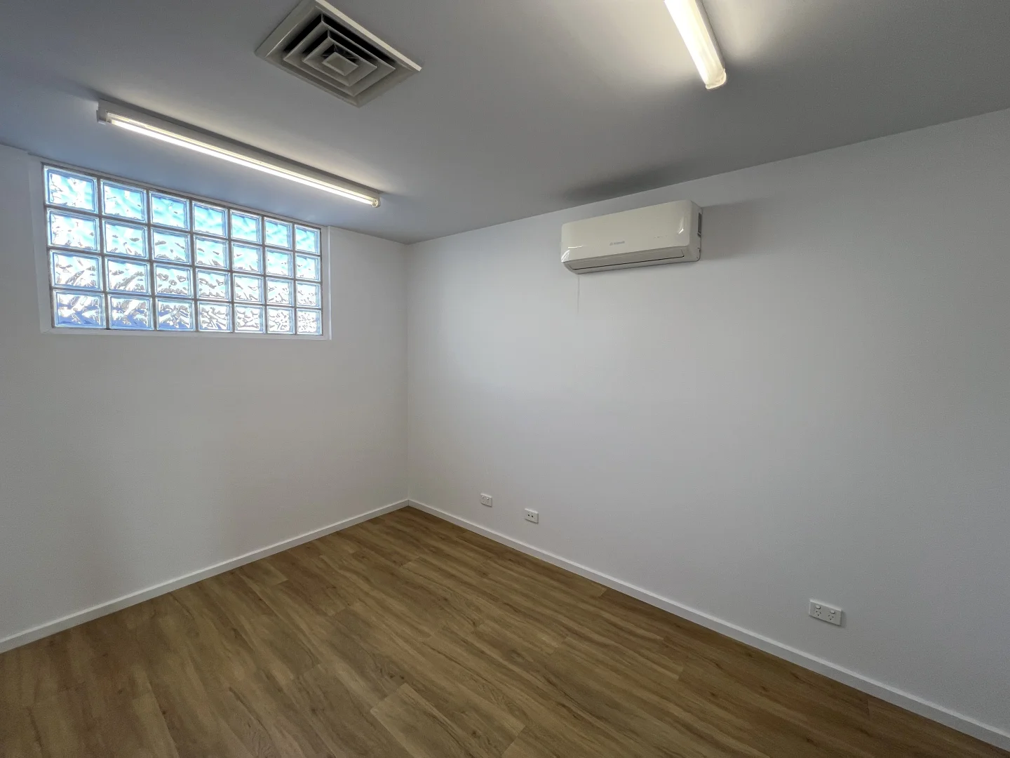 Additional image 5 of 90A Mclennan Street, Mooroopna VIC 3629