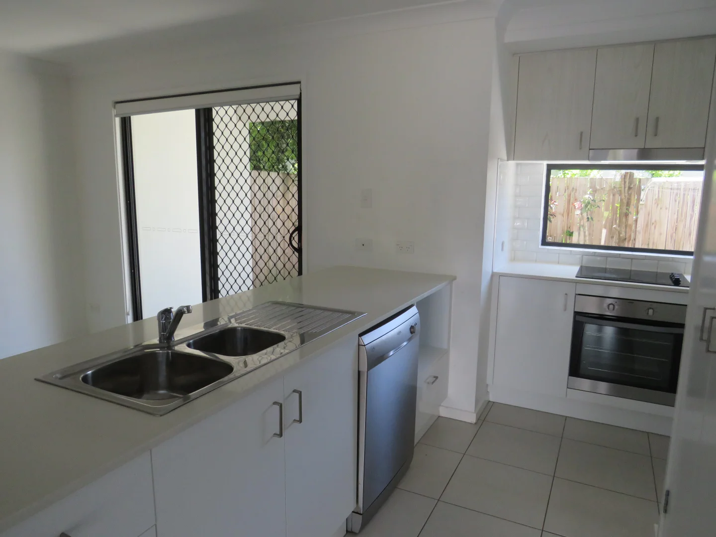 Additional image 4 of 0/44 Highgrove Street, Thornlands QLD 4164