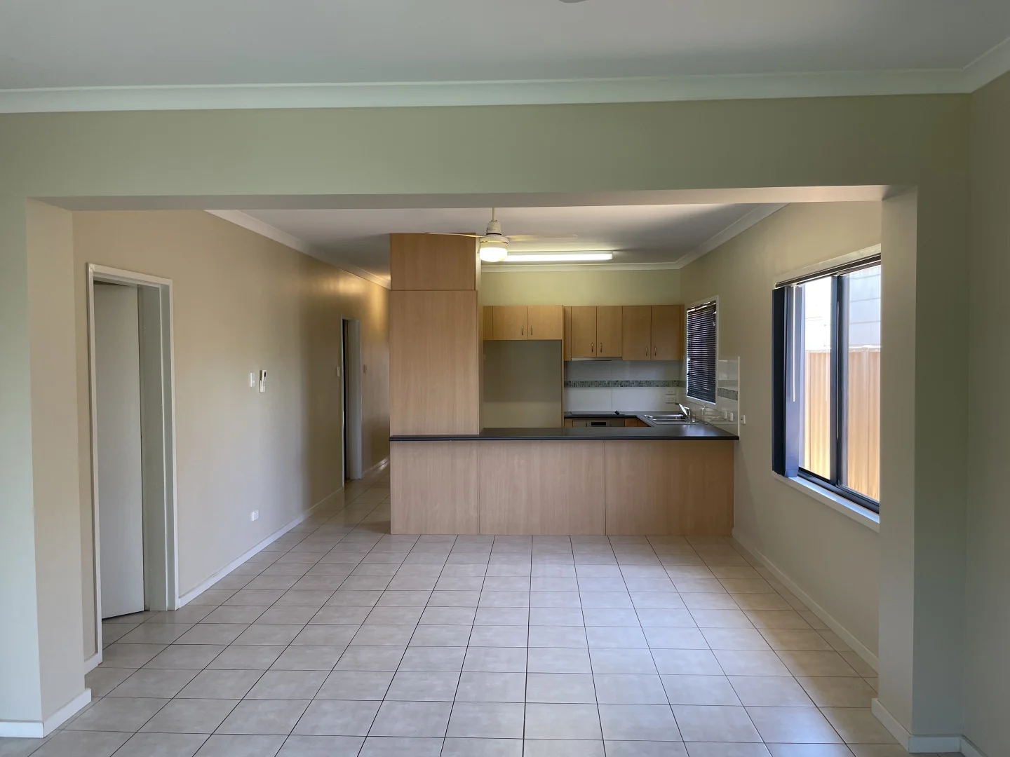 4 Burt Close, Onslow WA 6710 photo 4