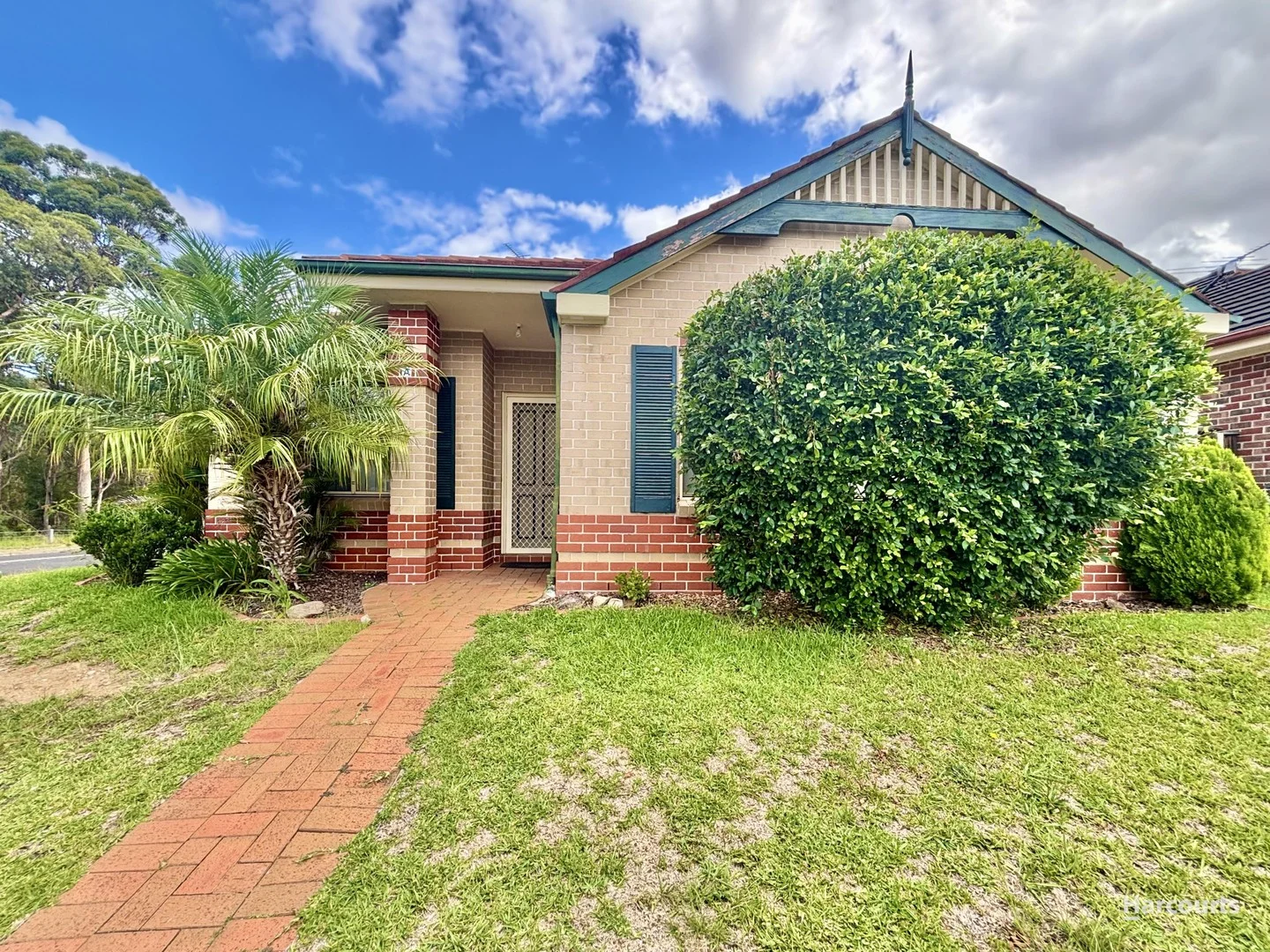 35A Larapinta Crescent, St Helens Park NSW 2560