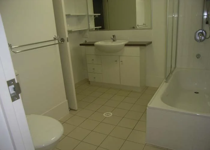 Additional image 8 of 2/55 Marine Parade, Redcliffe QLD 4020
