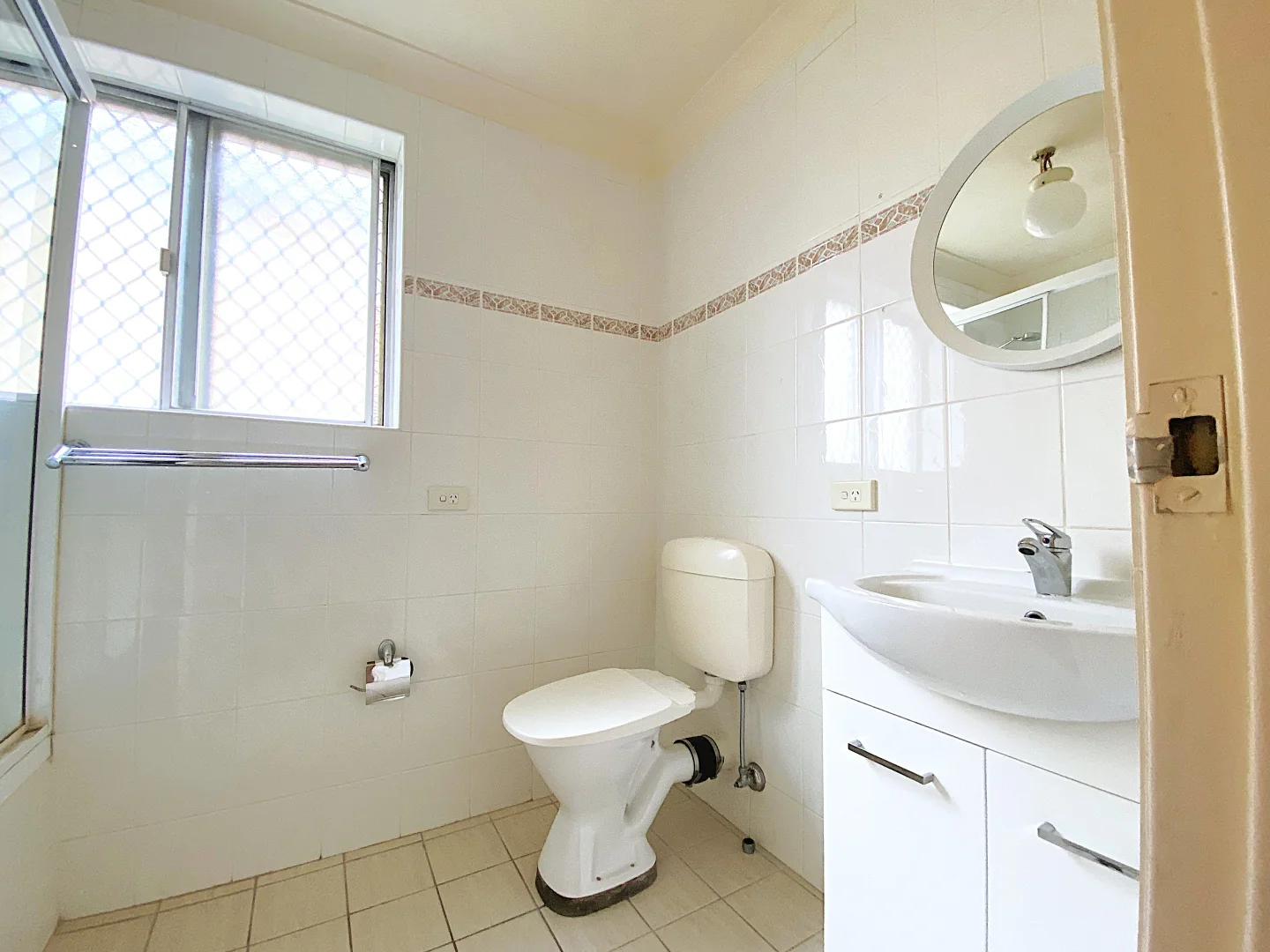 Additional image 6 of 2/110 Leylands Parade, Belmore NSW 2192
