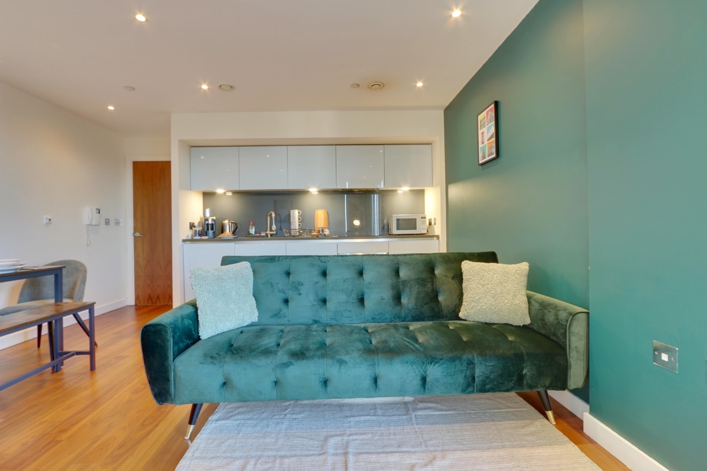 Additional image 2 of 2 Bed Flat, St Pauls Square, S1, N1 7GU