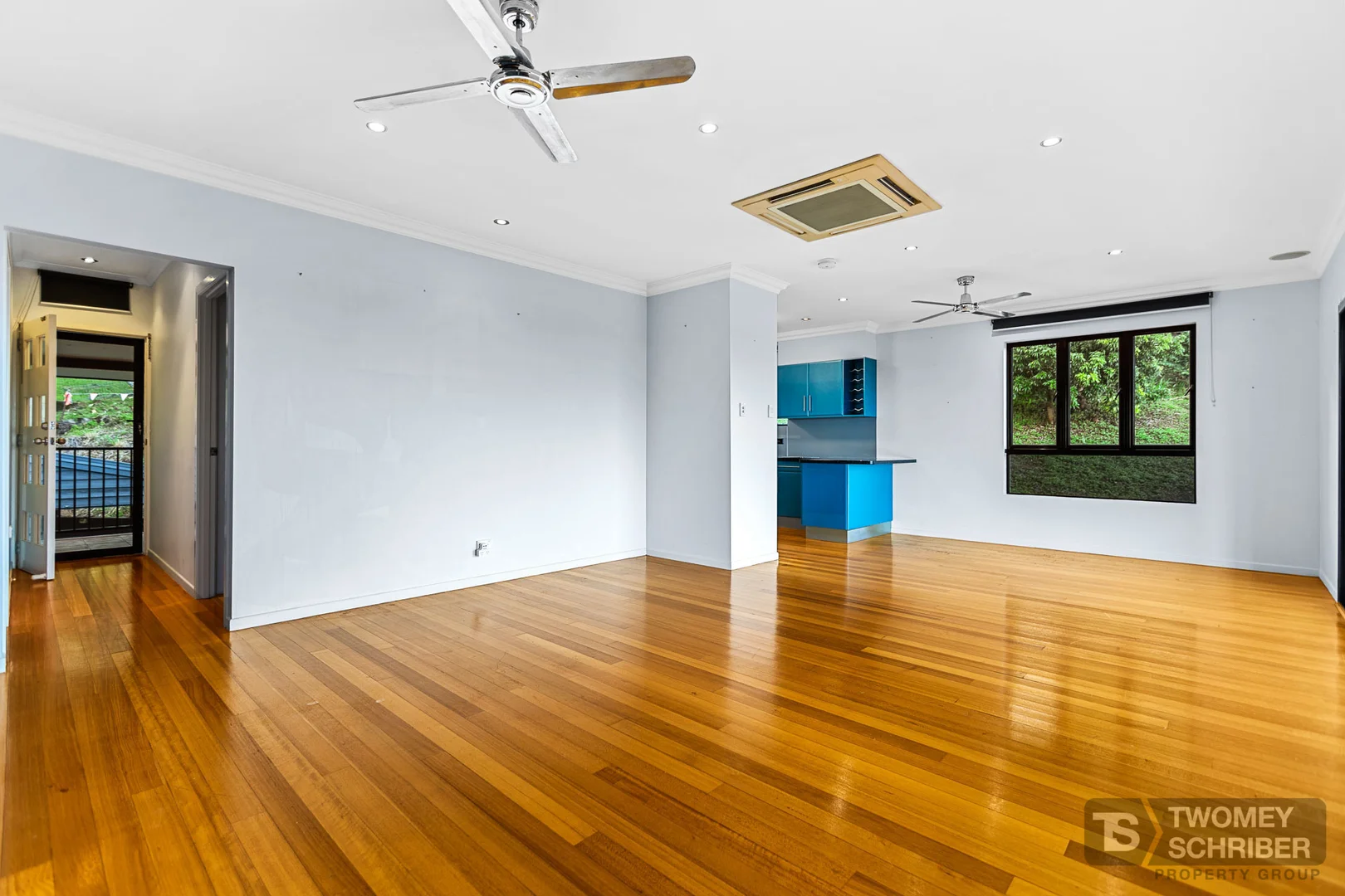 Additional image 4 of 8 Seaview Close, Bayview Heights QLD 4868