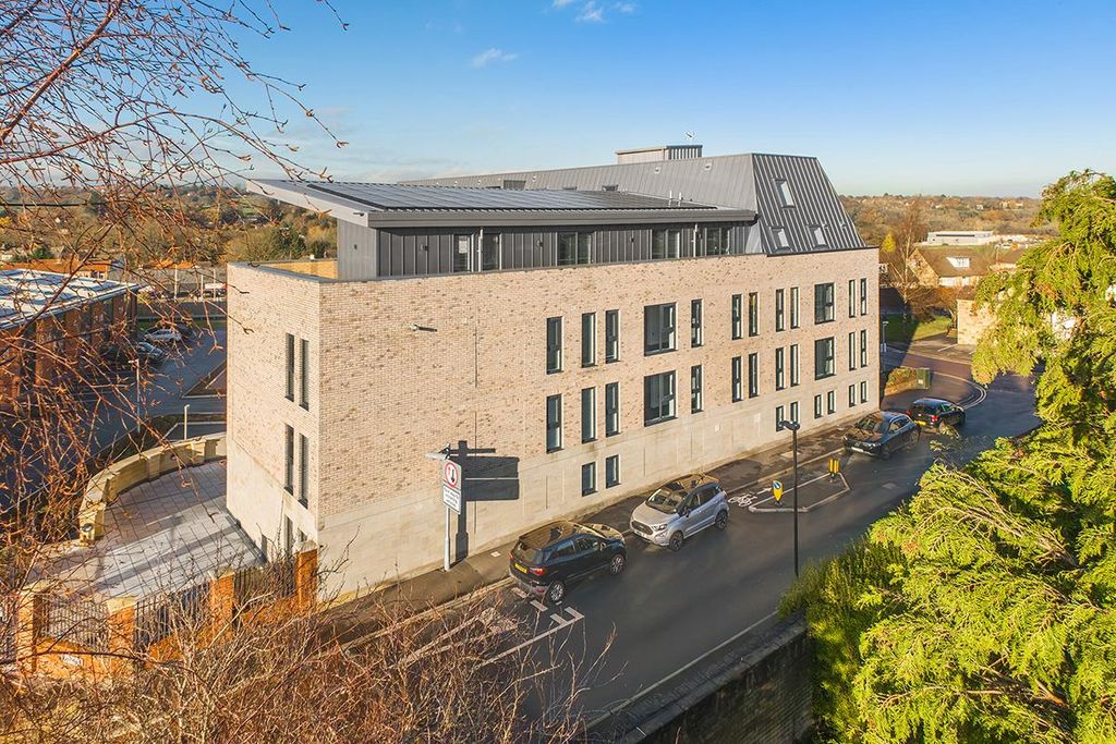 2 bed flat to rent3 Thirkill House, Pannal, Harrogate HG3