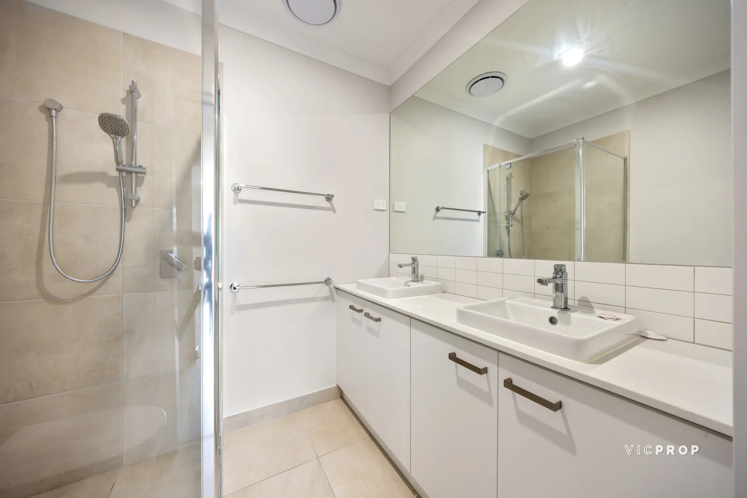 Additional image 3 of 54 Birregurra Drive, Tarneit VIC 3029