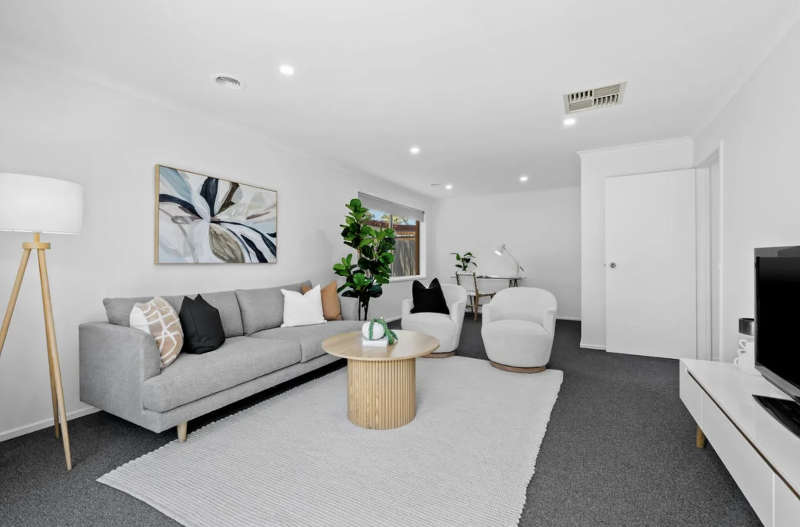 Additional image 4 of 39 Cunningham Drive, Mill Park VIC 3082