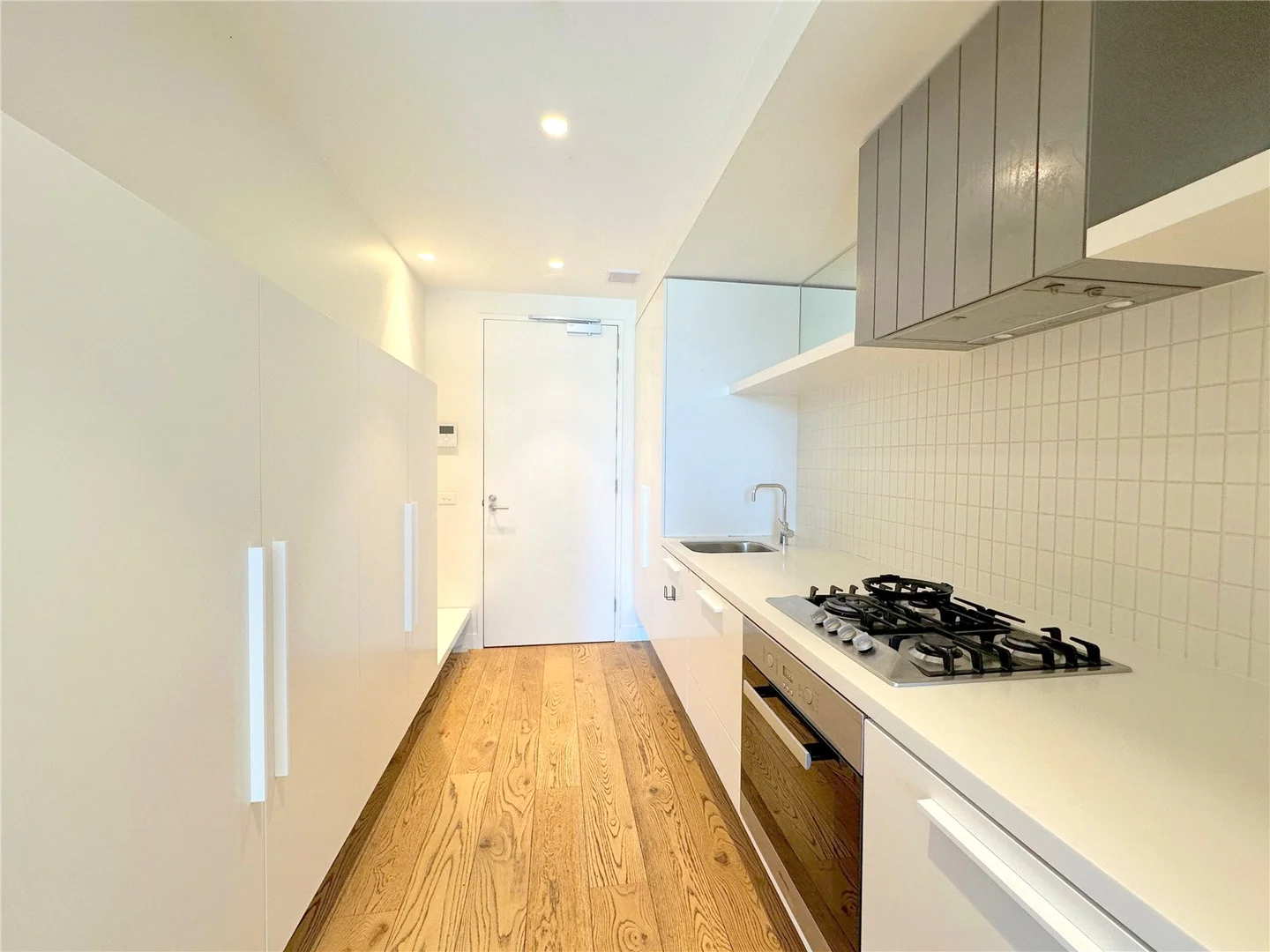 Additional image 2 of 606/35 Albert Road, Melbourne VIC 3004