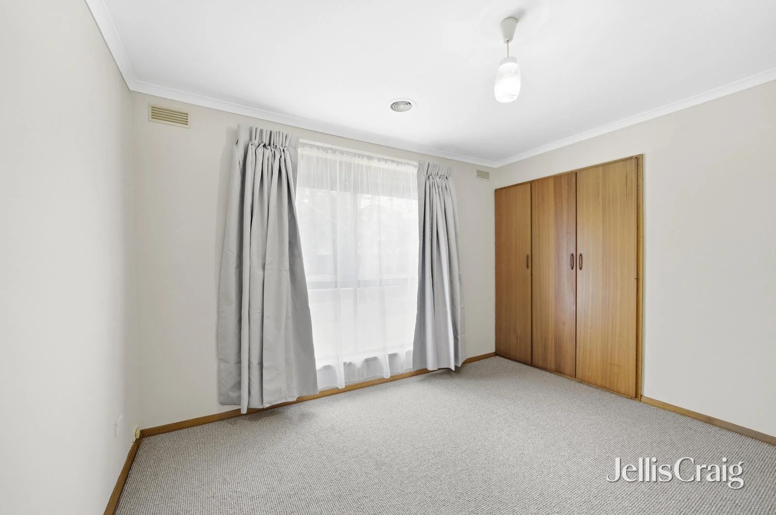 46 Iona Drive, Sebastopol VIC 3356 photo 4