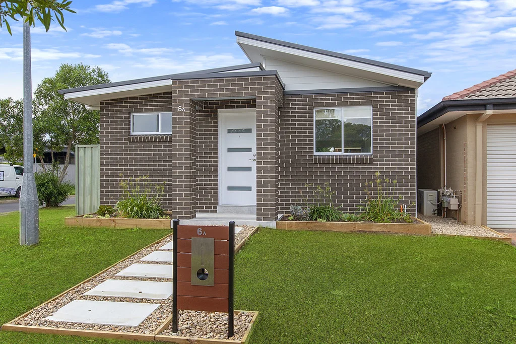 6A Byron Bay Close, Hoxton Park NSW 2171