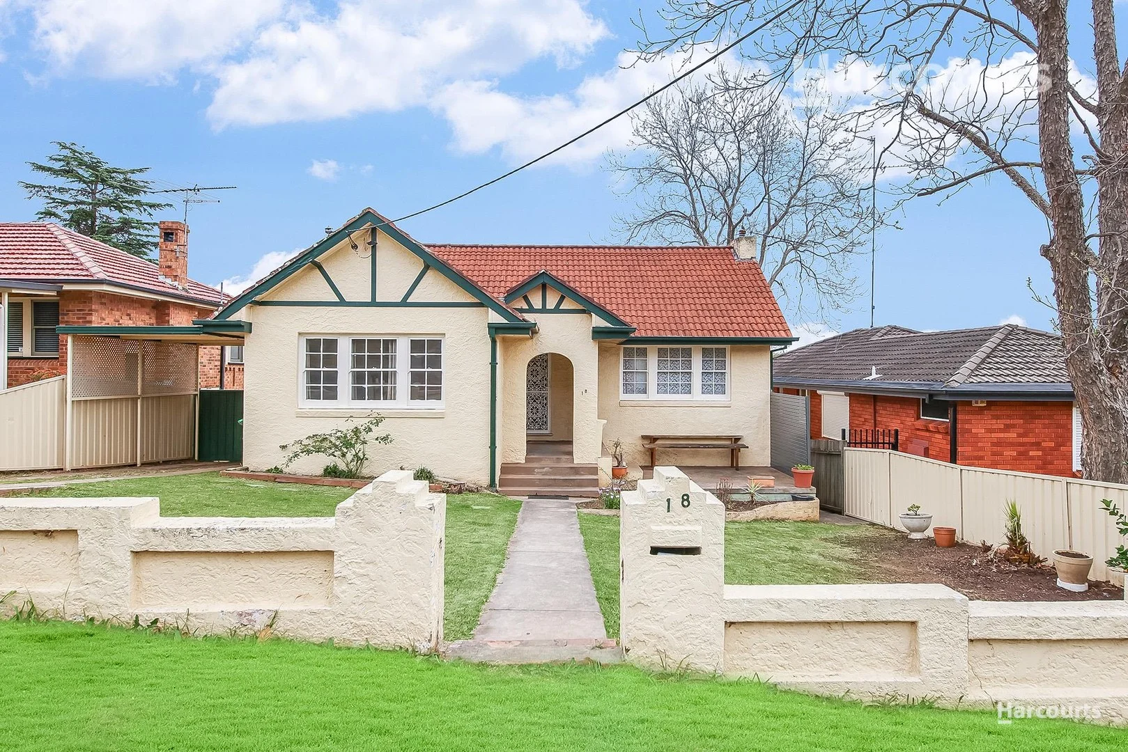 18 Lilian Street, Campbelltown NSW 2560