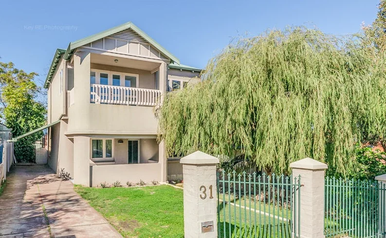31 Fourth Avenue, Kensington WA 6151