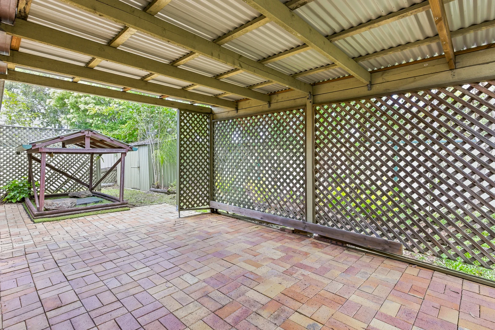 Additional image 8 of 2/10 Callistemon Court, Arundel QLD 4214