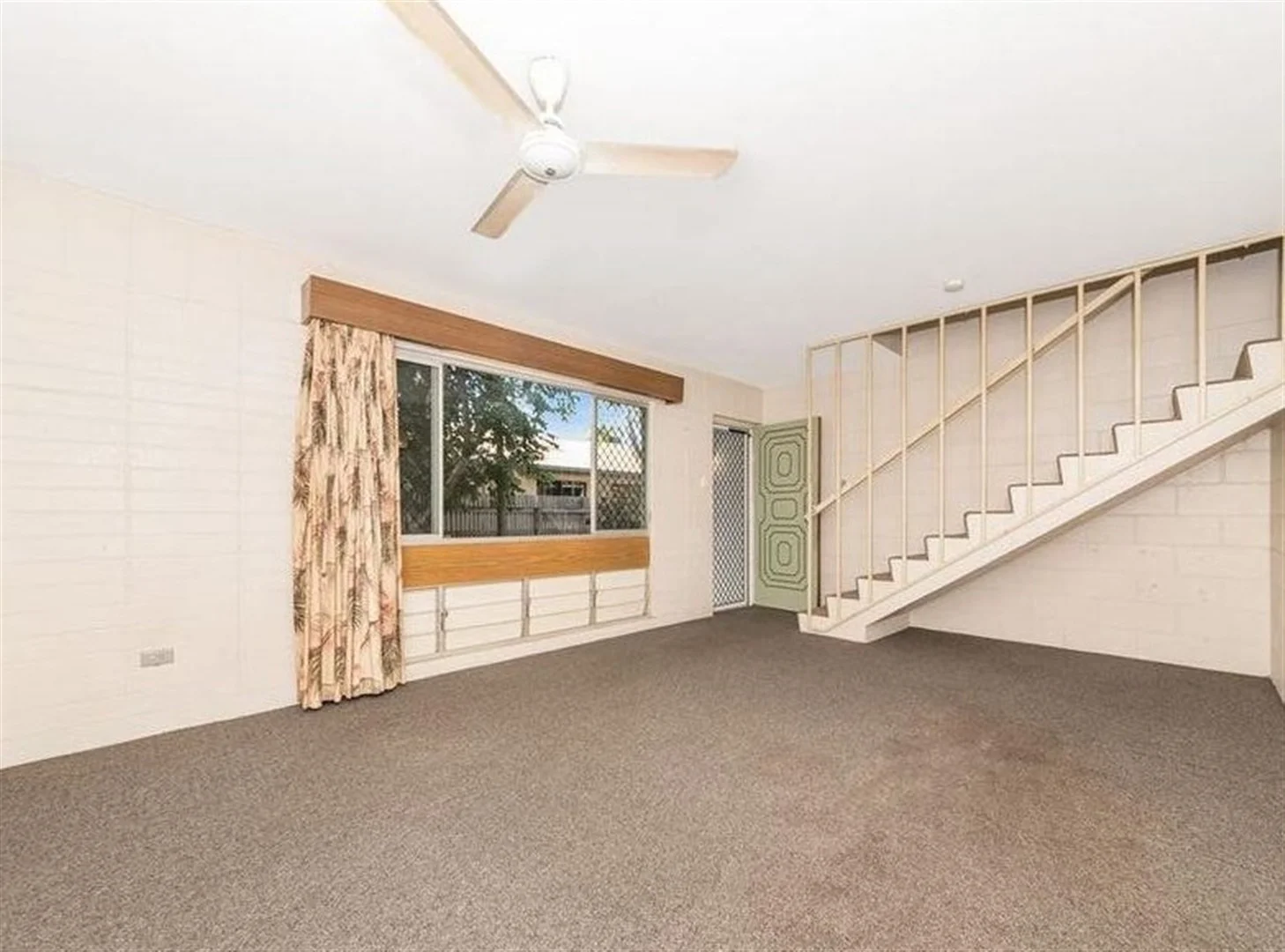 Additional image 3 of 4/4 Goldring Street, Hermit Park QLD 4812