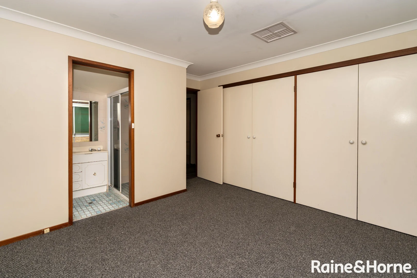 Additional image 4 of 15 Miller Avenue, Tolland NSW 2650