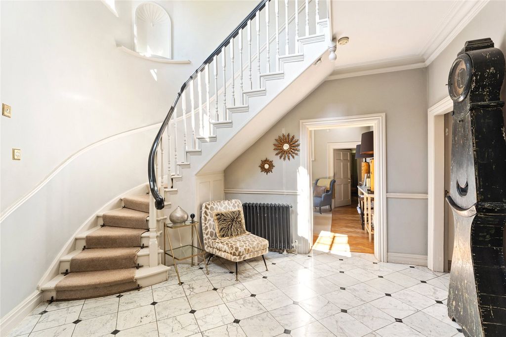 Additional image 6 of 6 bed detached house for saleAshendene Road, Bayford, Hertfordshire SG13