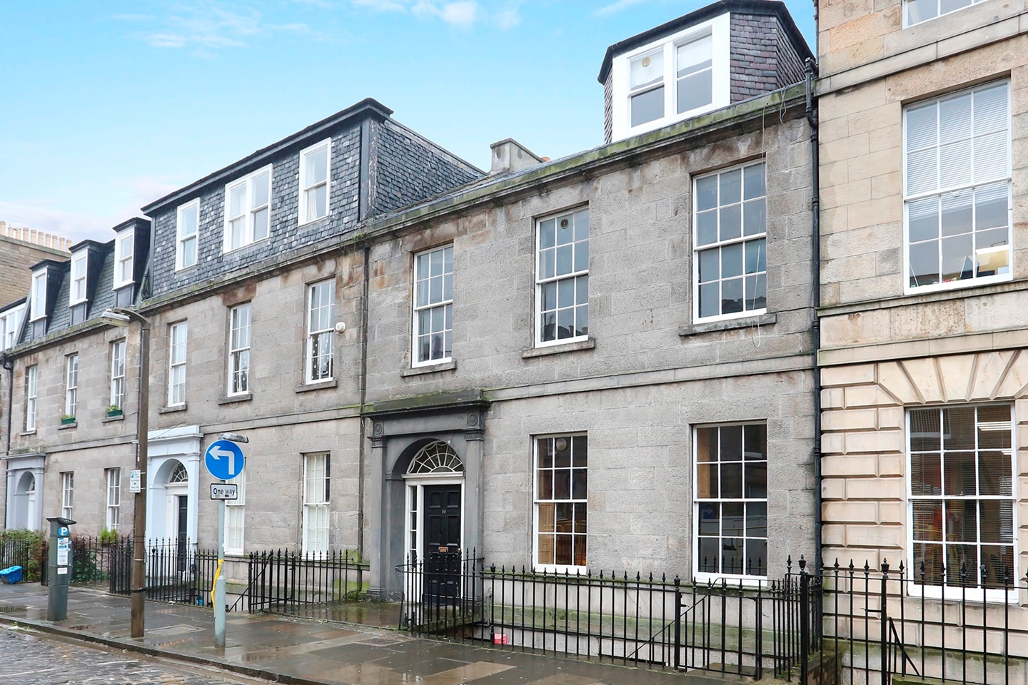 2 Bed Flat, New Town, EH1, N1 7GU