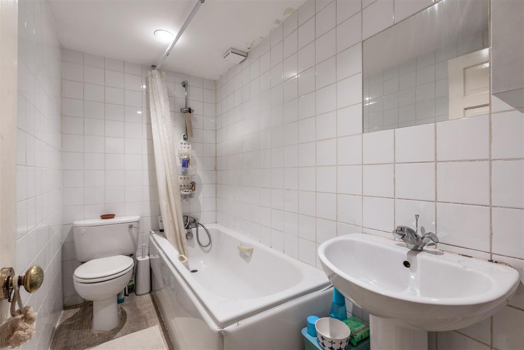 Additional image 10 of 2 bed flat for saleWaterloo Street, Hove BN3