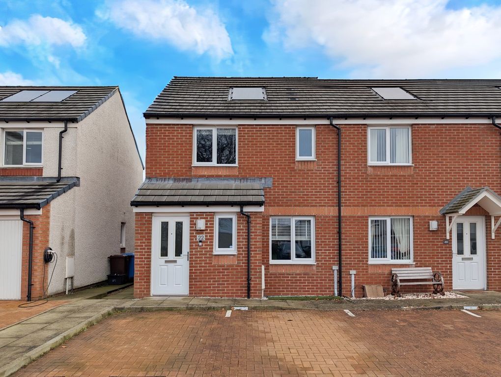 3 bed terraced house to rentKersebrock Place, Larbert FK2