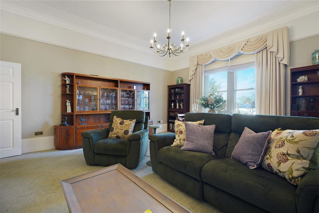 2 bed flat for saleTrinity Road, Darlington DL3 photo 5