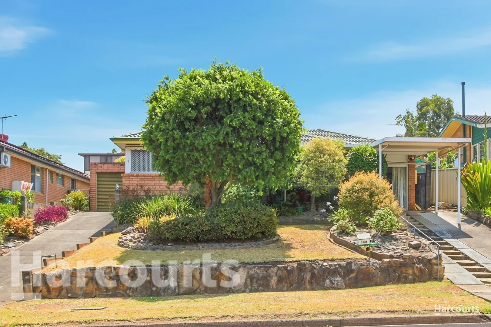 143 Campbellfield Avenue, Bradbury NSW 2560