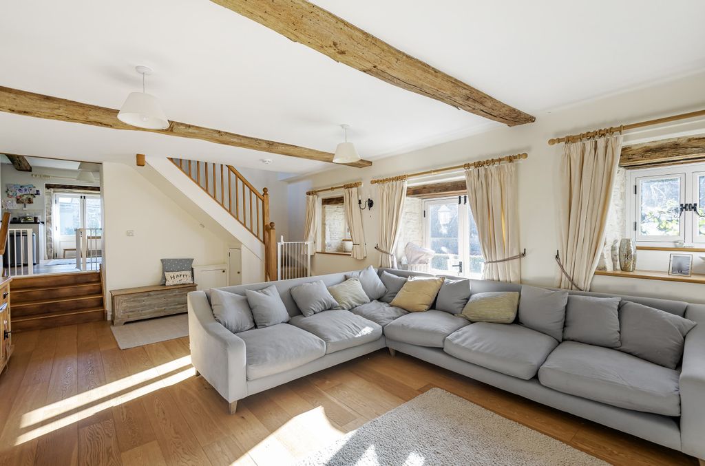 Additional image 2 of 4 bed detached house to rentDoughton, Tetbury GL8