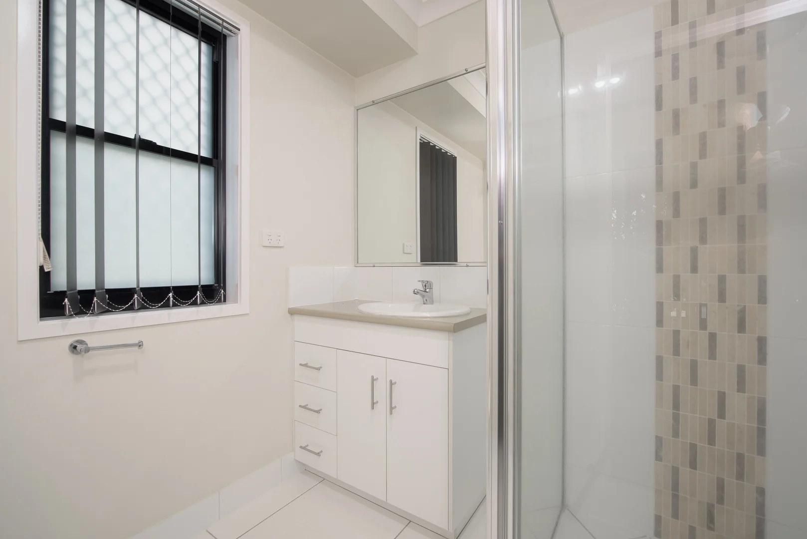 Additional image 8 of 42 Broadwater Place, New Auckland QLD 4680
