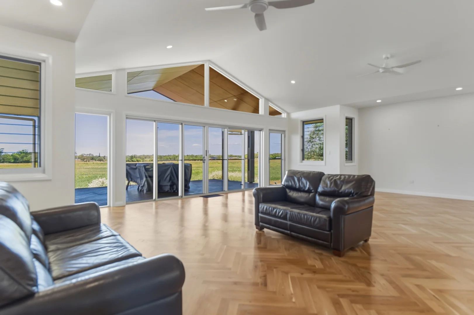 Additional image 6 of 86 Harts Road, Elliott Heads QLD 4670