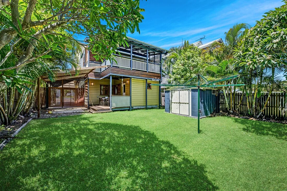 2 Bank Street, Redcliffe QLD 4020