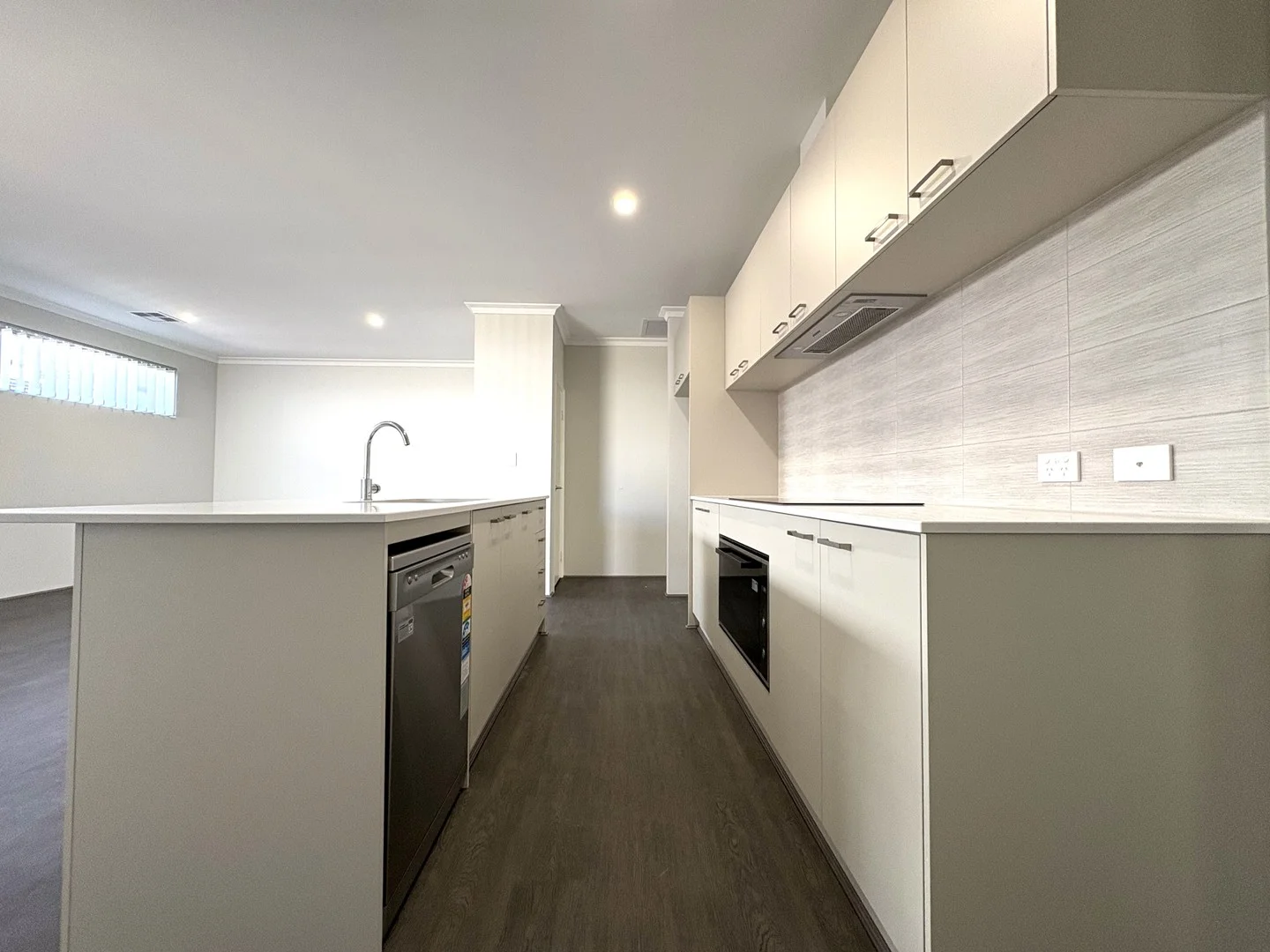 51 Desert Pea Loop, Piara Waters WA 6112