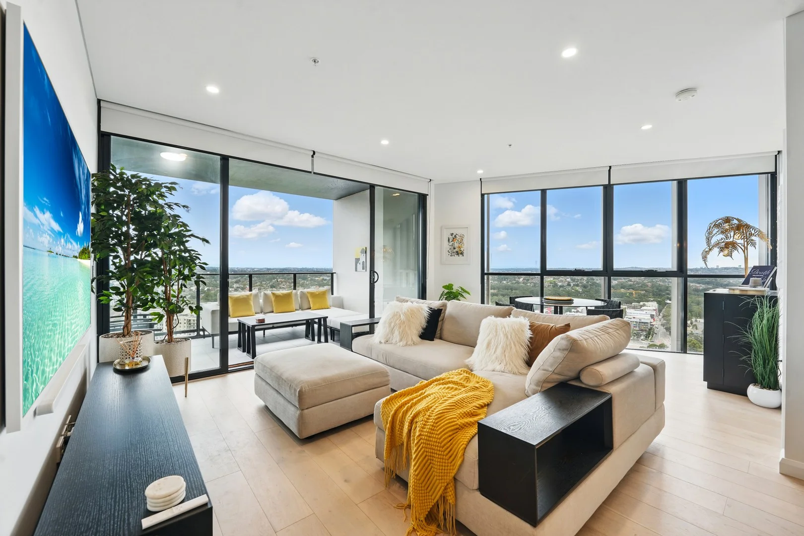 2140/9 Maple Tree Rd, Westmead NSW 2145