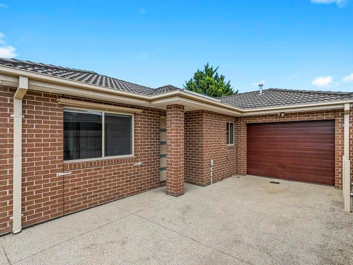 2/2 Pearce Court, Altona Meadows VIC 3028