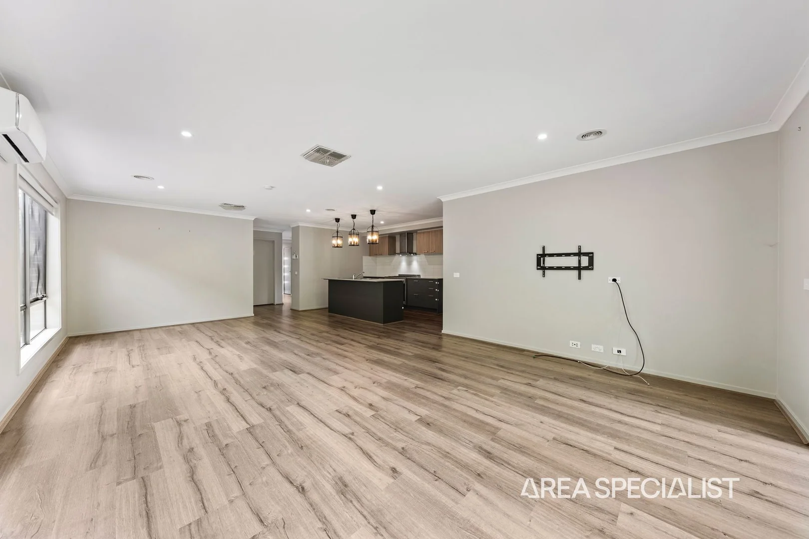 Additional image 3 of 25 Mountford Rise, Pakenham VIC 3810