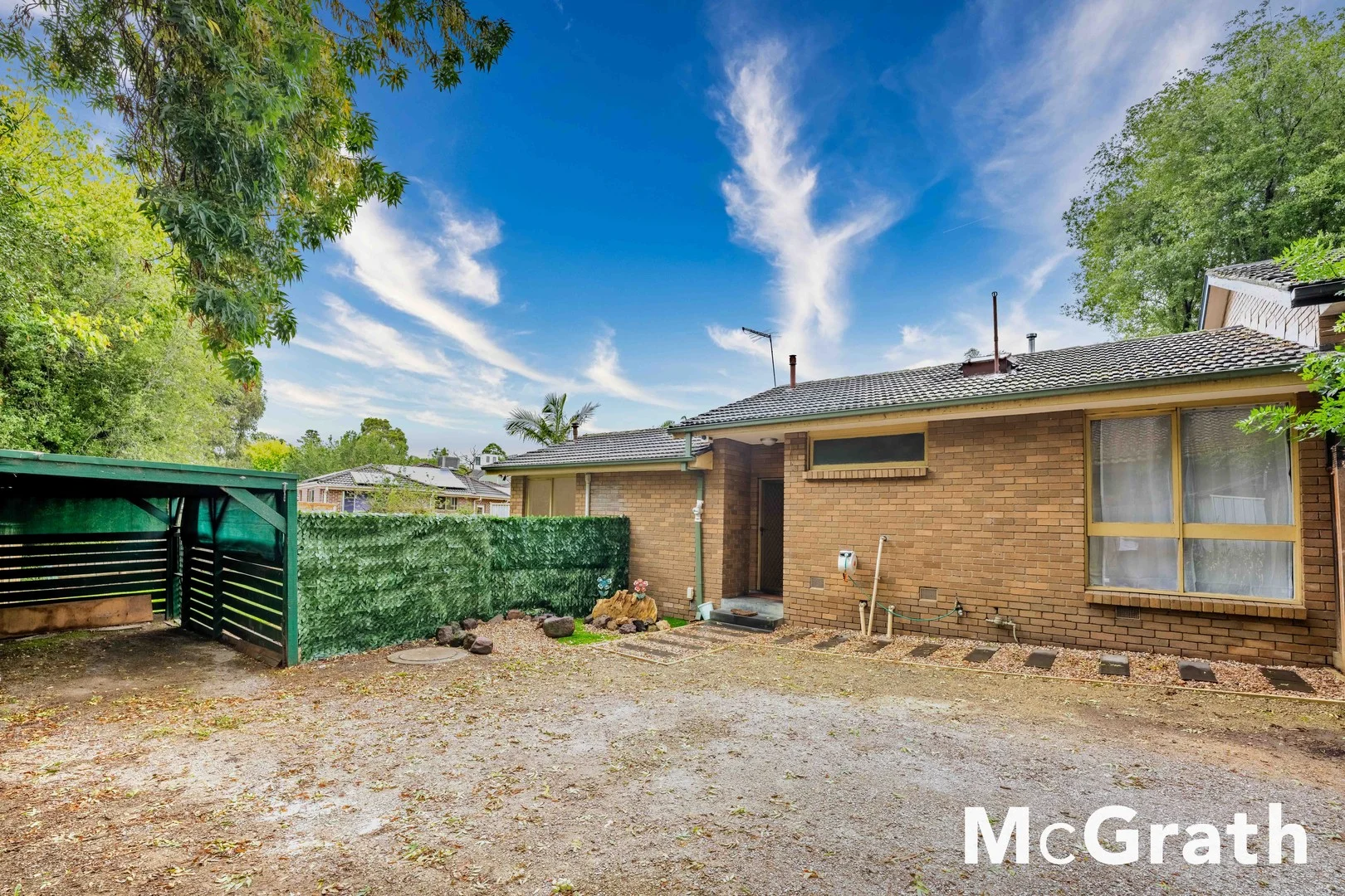 2/64 Whitehorse Road, Blackburn VIC 3130