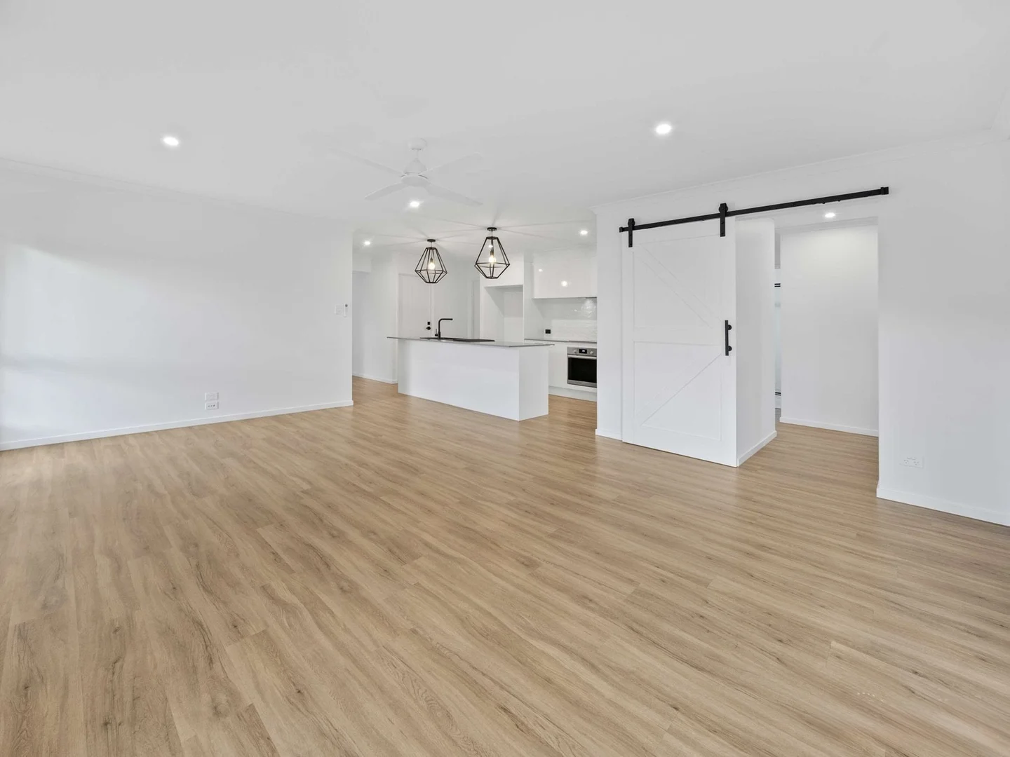23 Hastings Avenue, Plainland QLD 4341 photo 2