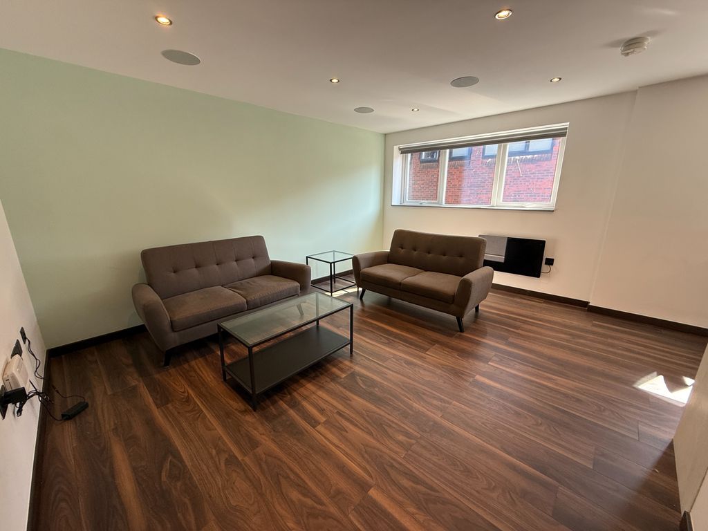 Additional image 4 of 2 bed flat to rentSilvester Street, City Centre, Hull HU1