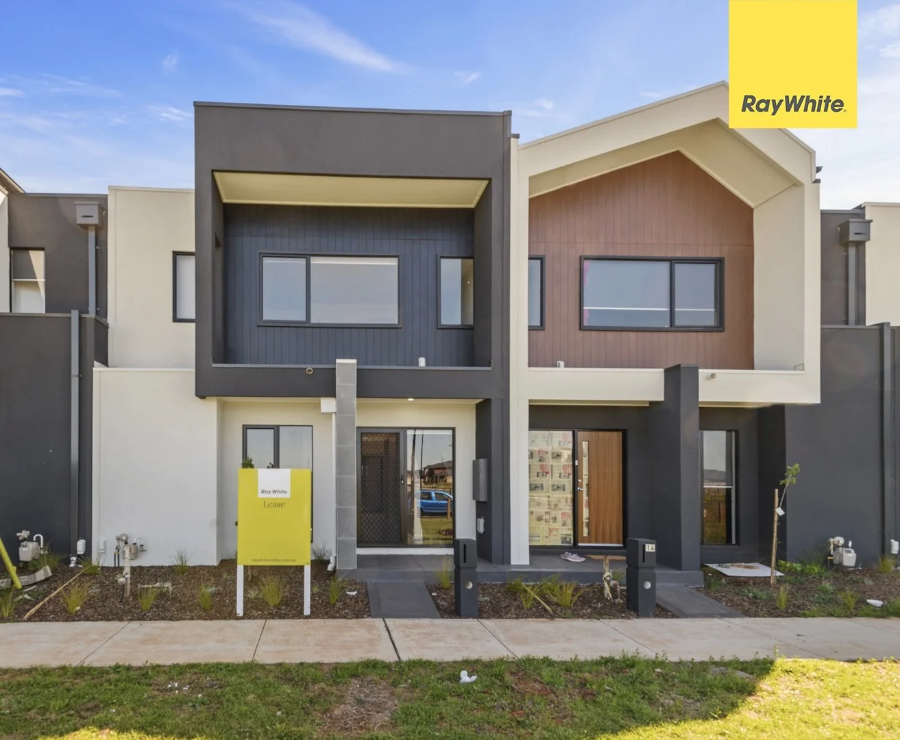12 Mcgrath Way, Rockbank VIC 3335