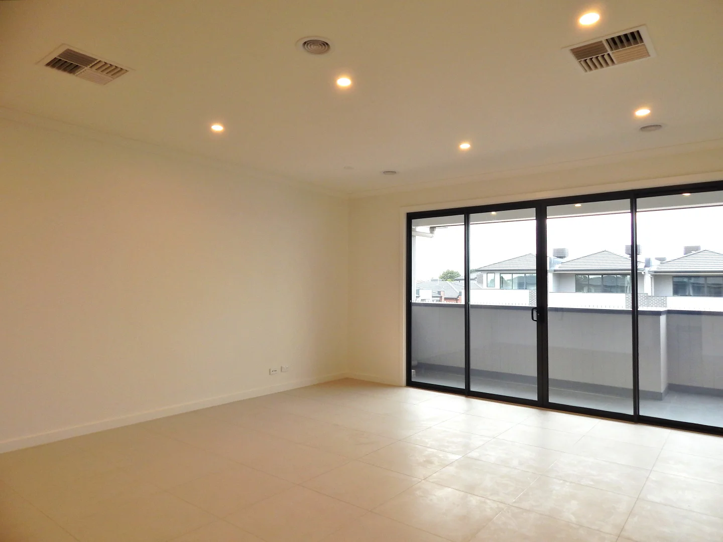 Additional image 2 of 4/6 Hensley Road, Lalor VIC 3075