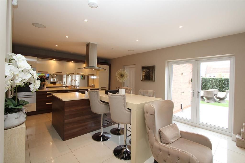 Additional image 5 of 6 bed detached house to rentBrantingham Drive, Ingleby Barwick, Stockton-On-Tees TS17