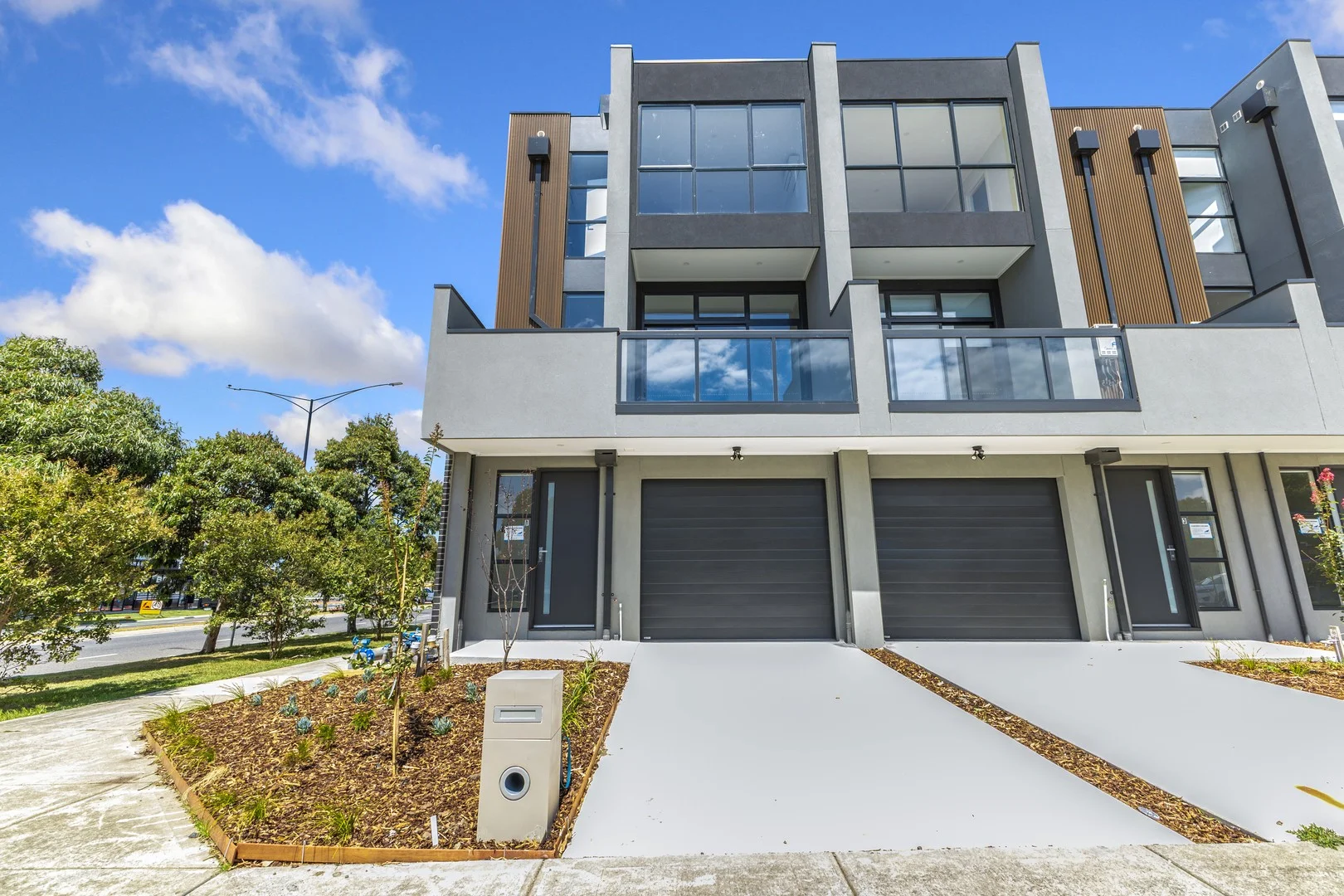 Additional image 10 of 1 Whitfield Crescent, Craigieburn VIC 3064