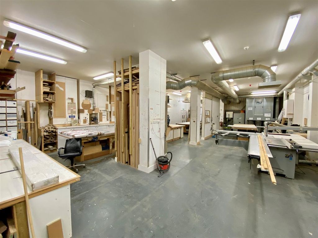 Additional image 4 of Property to rentDevonshire Business Centre, Cranborne Road, Potters Bar EN6