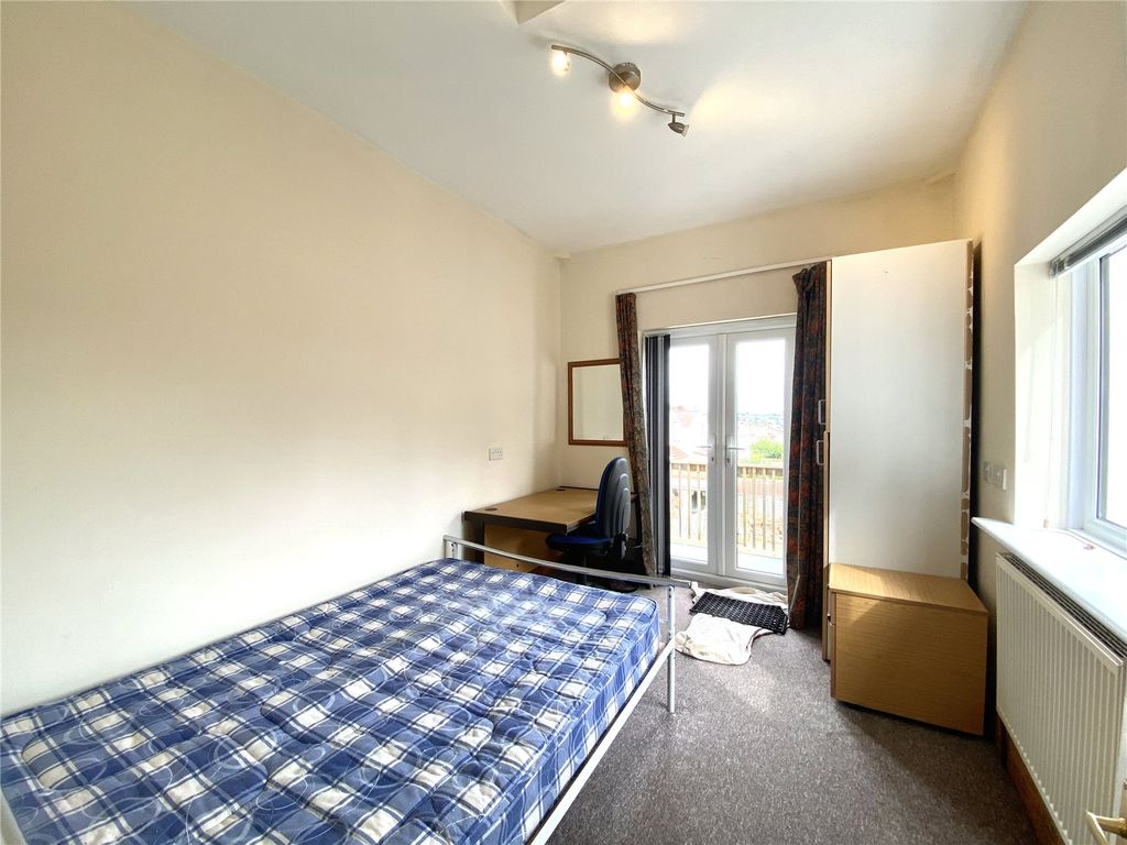 Additional image 20 of 4 bed detached house to rentGloucester Road, Horfield, Bristol, Somerset BS7