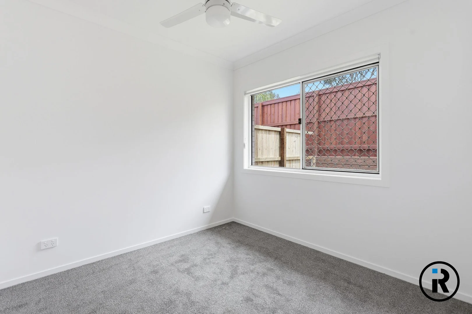 Additional image 7 of 2/11 Grace Close, White Rock QLD 4306