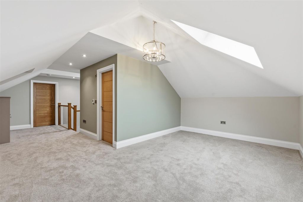 Additional image 34 of 4 bed detached house to rentChessetts Wood Road, Lapworth, Solihull B94